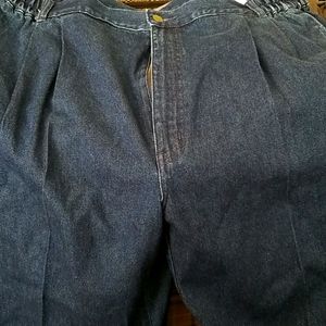 Men's casual jeans